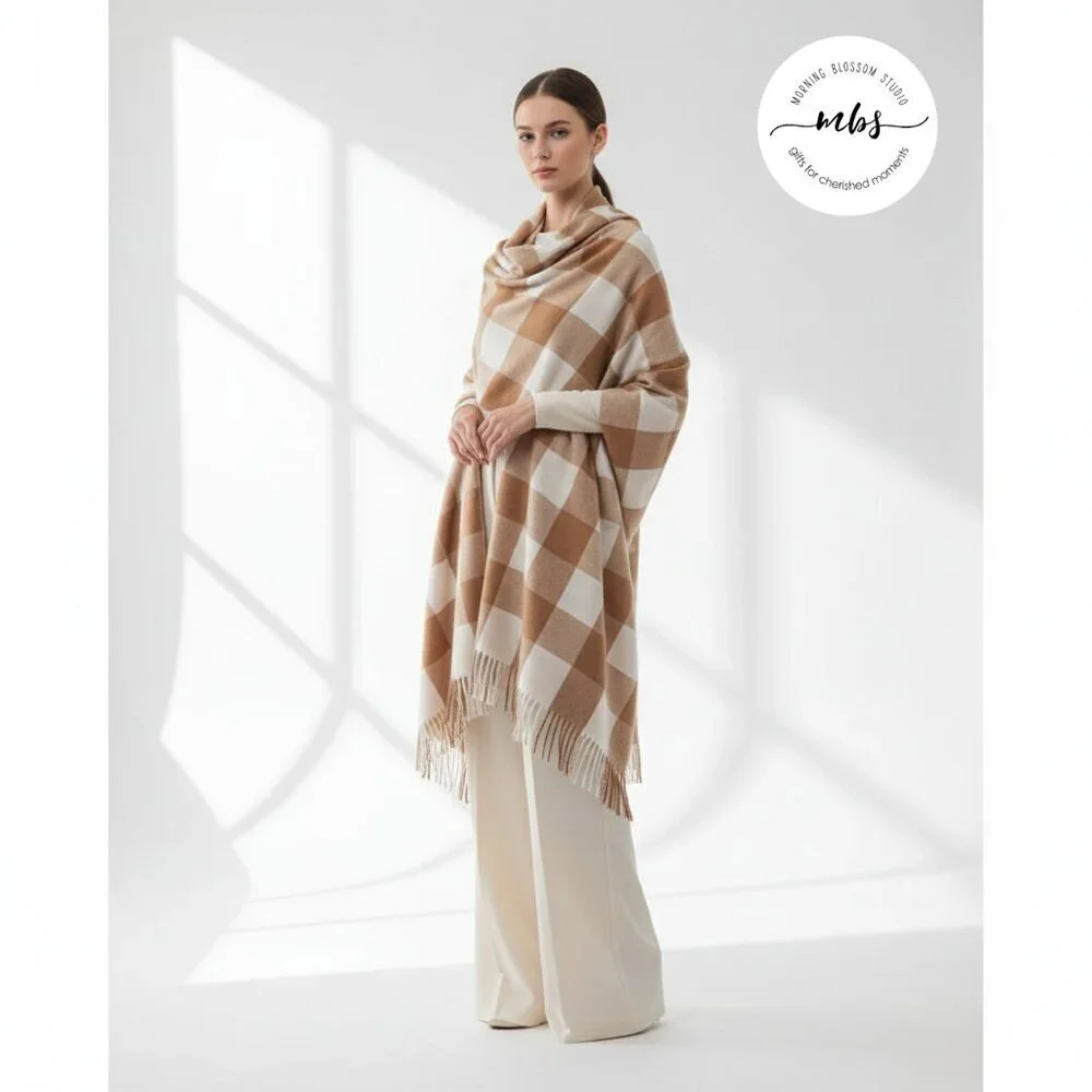 Hollister Plaid Fringe Wrap Cream‎ Tan